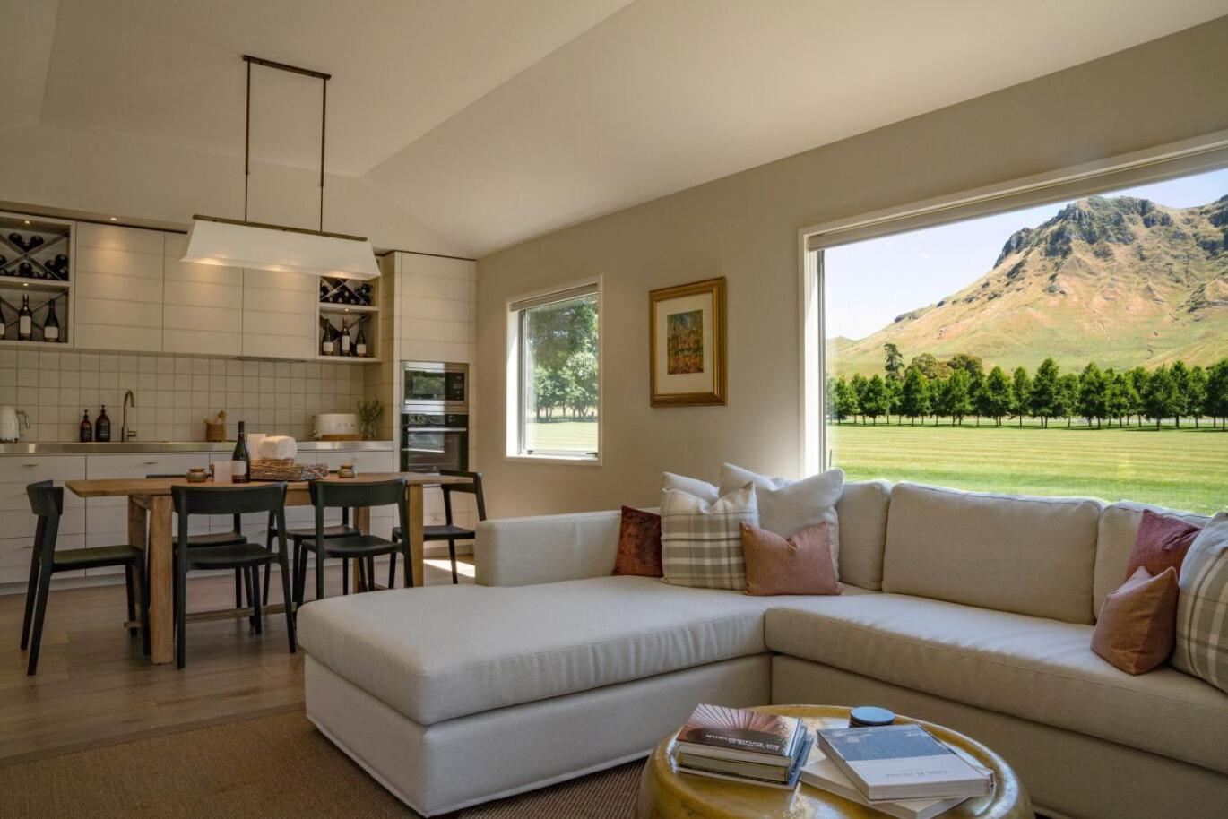 Craggy Range Luxury Vineyard Retreat Villa Havelock North Exterior photo